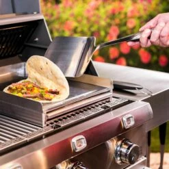 Saber A00AA1313 EZ Stainless Steel Griddle -Broil King Shop a00aa1313 ls d 02 20.jpg