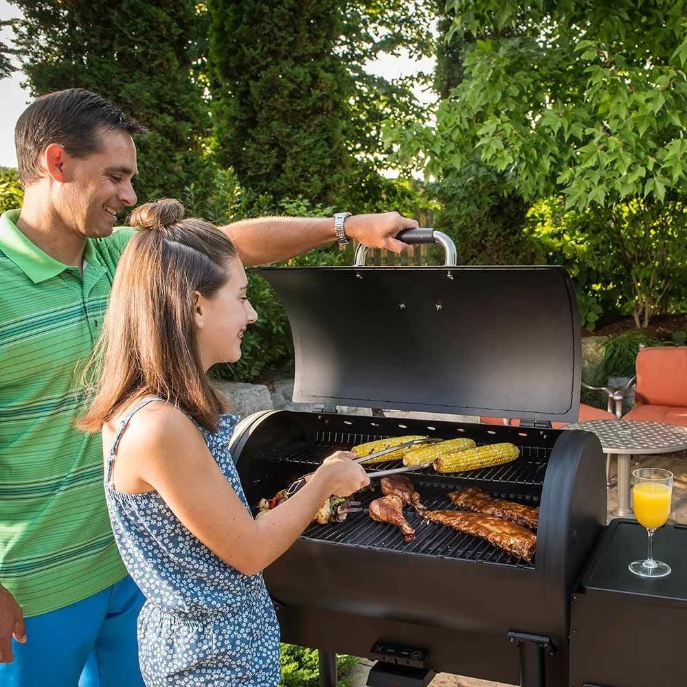 Broil King 494051 Crown Pellet 500 Smoker And Grill 3 Broil King 494051 Crown Pellet 500 Smoker And Grill - Image 3