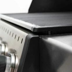 Broil King BR-320 Baron 320 Pro 3-Burner Gas Grill, 50-Inches -Broil King Shop bk br 320 pro k 03 21 1