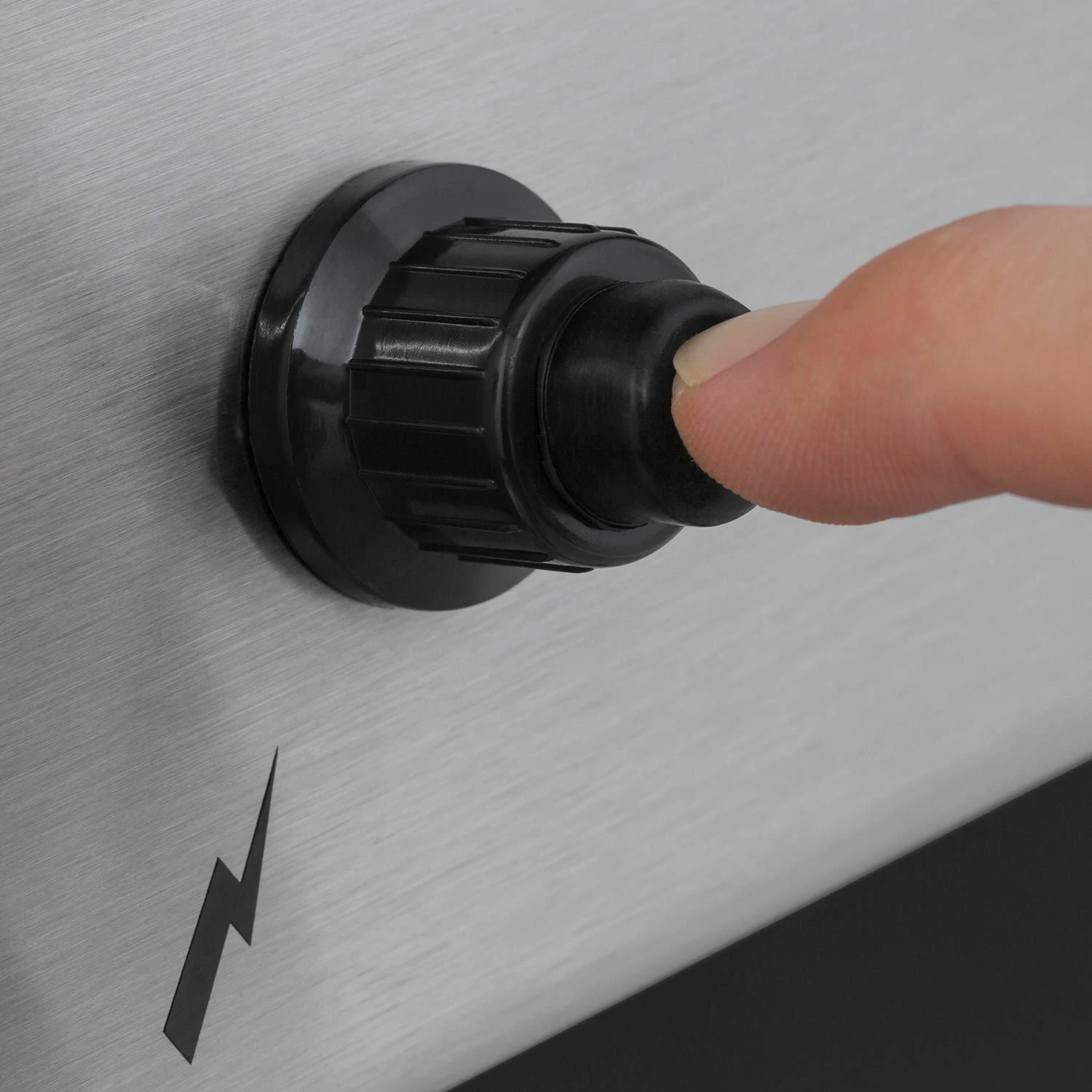 Broil King MON-320 Monarch 320 3-Burner Grill On 2-Wheel Cart, 22-Inches 13 Broil King MON-320 Monarch 320 3-Burner Grill On 2-Wheel Cart, 22-Inches - Image 13