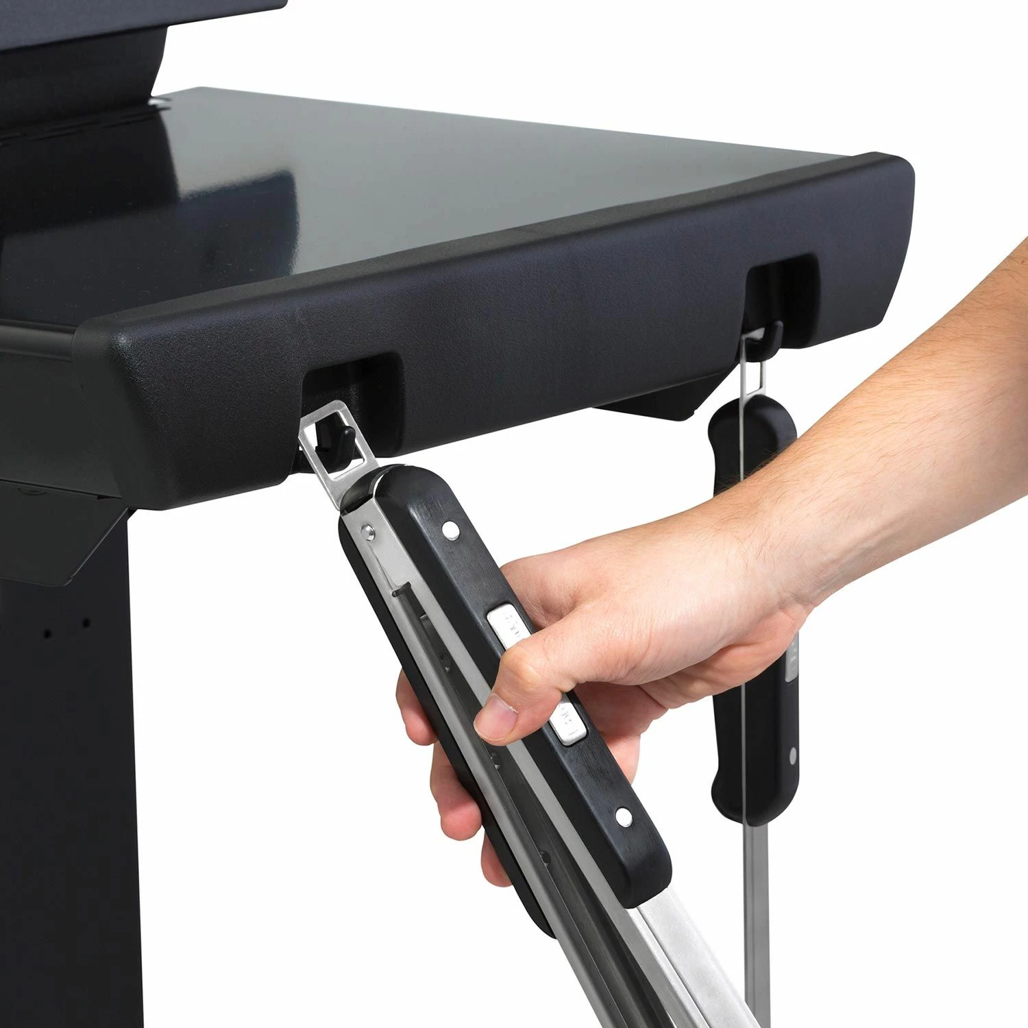 Broil King MON-320 Monarch 320 3-Burner Grill On 2-Wheel Cart, 22-Inches 14 Broil King MON-320 Monarch 320 3-Burner Grill On 2-Wheel Cart, 22-Inches - Image 14