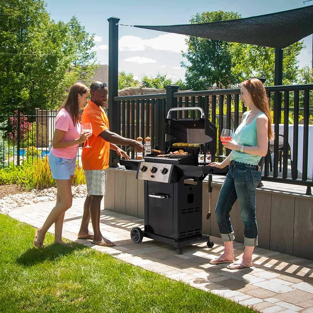 Broil King MON-320 Monarch 320 3-Burner Grill On 2-Wheel Cart, 22-Inches 5 Broil King MON-320 Monarch 320 3-Burner Grill On 2-Wheel Cart, 22-Inches - Image 5