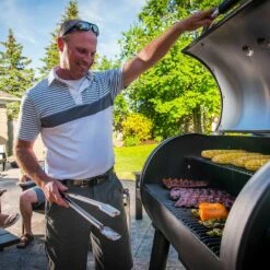 Broil King 496051 Regal Pellet 500 Smoker And Grill -Broil King Shop bk regalpellet500 ls b 06 20