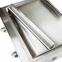 Coyote Stainless Steel Built-In Flat Top Gas Griddle, 30-Inch (C1FTG30) -Broil King Shop c1ftg30 f 01 22