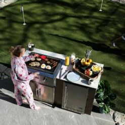 Coyote Stainless Steel Built-In Flat Top Gas Griddle, 30-Inch (C1FTG30) -Broil King Shop c1ftg30 ls b 01 22