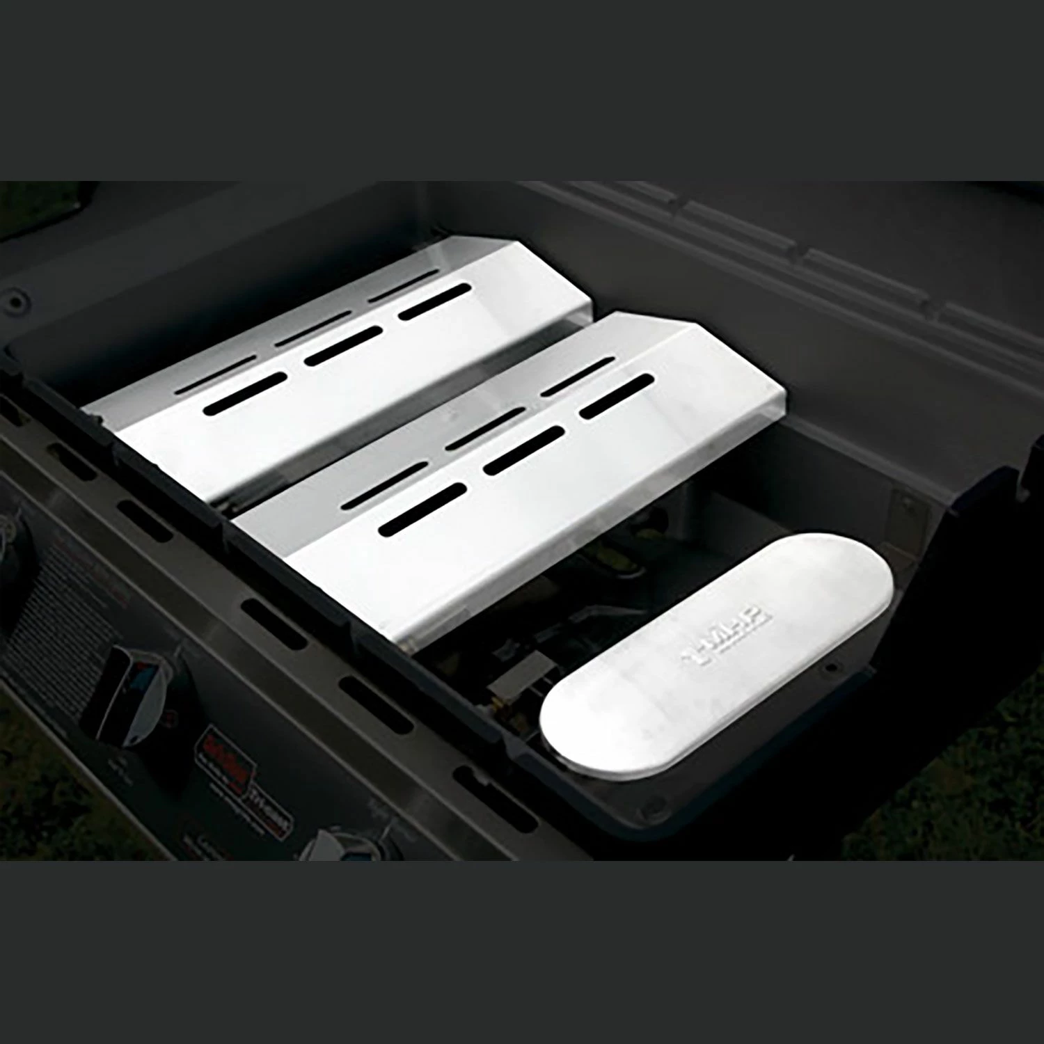 Modern Home Products W3G4DD Tri-Burn Gas Grill With SearMagic Grids On Patio Base, 27-Inch 2 Modern Home Products W3G4DD Tri-Burn Gas Grill With SearMagic Grids On Patio Base, 27-Inch - Image 2