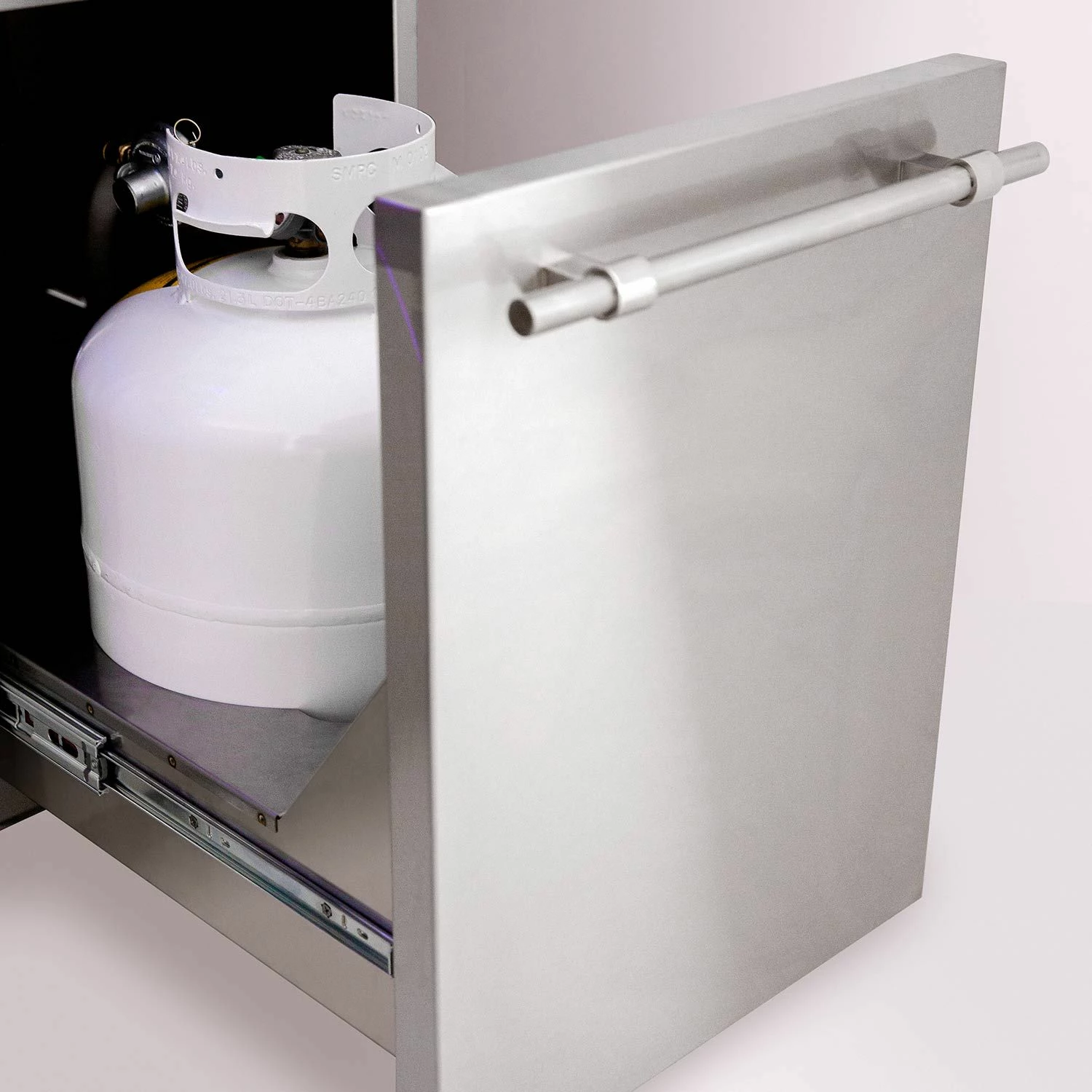 American Made Grills AMG-ENC54-CART Encore 54-Inch Dual Fuel Wood And Gas Grill With Infrared Searing Burner And Rotisserie Kit On Cart 5 American Made Grills AMG-ENC54-CART Encore 54-Inch Dual Fuel Wood And Gas Grill With Infrared Searing Burner And Rotisserie Kit On Cart - Image 5