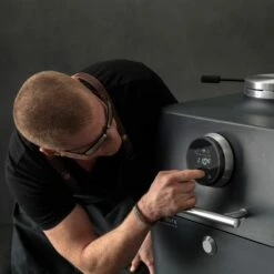 Everdure HBCE4K-Config 4K Electric Ignition Charcoal/Electric Outdoor Oven -Broil King Shop hbce4k ls 4