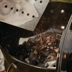 Napoleon NK22K-LEG-2 Rodeo Charcoal Kettle Grill -Broil King Shop nk22ck leg 2 ls k 07 20