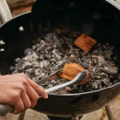 Napoleon NK22K-LEG-2 Rodeo Charcoal Kettle Grill -Broil King Shop nk22ck leg 2 ls l 07 20