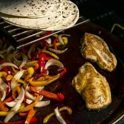 Oklahoma Joe's OKJ-1996977P04 18-Inch Round Carbon Steel Griddle -Broil King Shop okj 1996977p04 e 05 21