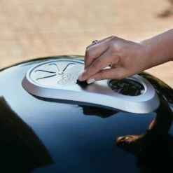 Napoleon PRO22K-LEG-2 Professional Charcoal Kettle Leg Grill -Broil King Shop pro22k leg 2 feat a 07 20