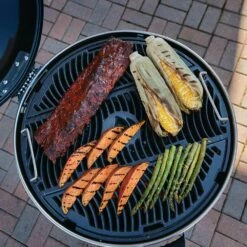 Napoleon PRO22K-LEG-2 Professional Charcoal Kettle Leg Grill -Broil King Shop pro22k leg 2 ls c 07 20