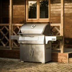 Napoleon PRO605CSS Professional Charcoal Grill On Cart 21 Napoleon PRO605CSS Professional Charcoal Grill On Cart -Broil King Shop pro605css ls a 06 20