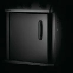 Napoleon R425K-1 Rogue 425 Black Gas Grill On Cart -Broil King Shop rogue 1 feat d door 06 20