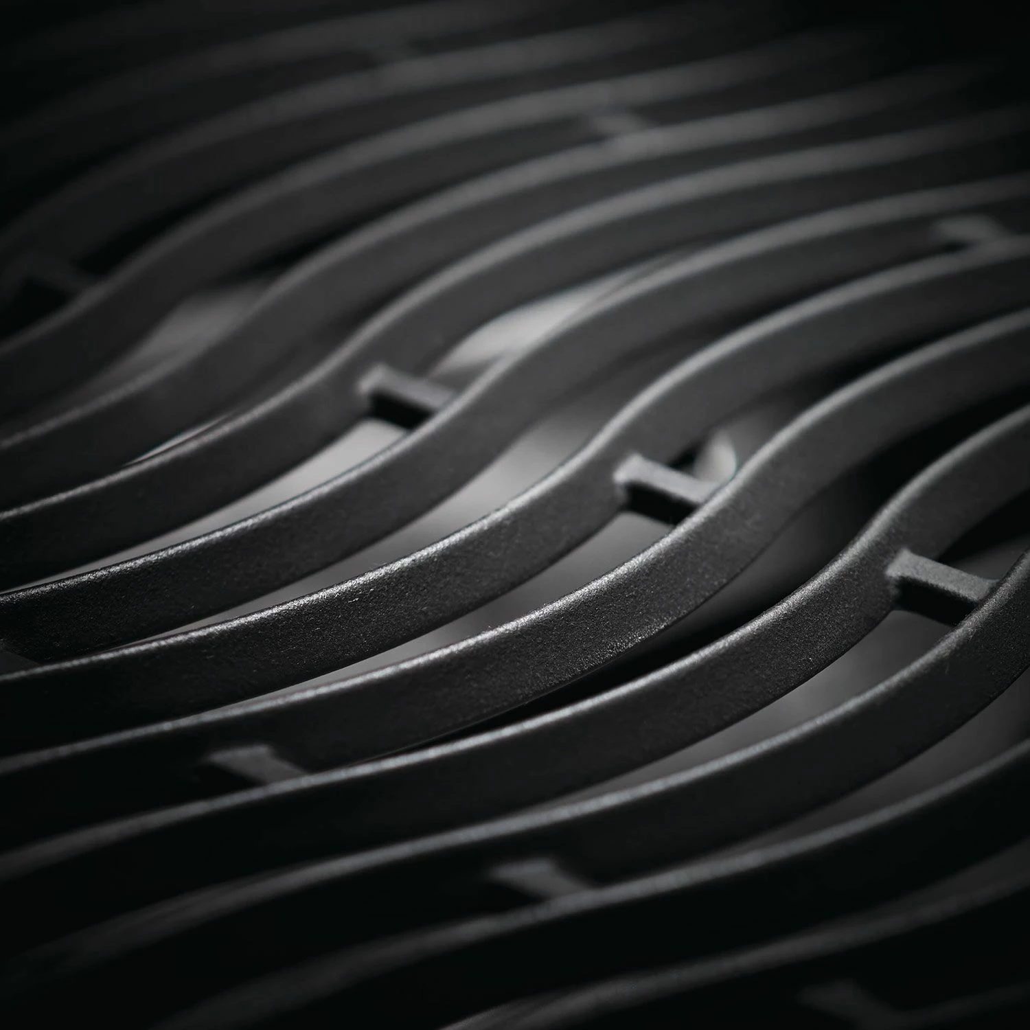 Napoleon RXT425SIBK Rogue XT 425 Black Gas Grill On Cart With Infrared Side Burner, 23.75-Inches 11 Napoleon RXT425SIBK Rogue XT 425 Black Gas Grill On Cart With Infrared Side Burner, 23.75-Inches - Image 11