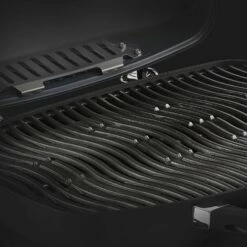 Napoleon TQ285-BL-1 TravelQ Portable Tabletop Gas Grill, Propane -Broil King Shop travelq porcelainized cast iron wave cooking grids