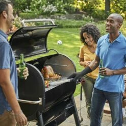 Weber SmokeFire EX6 Freestanding Pellet Grill, 36-Inch (WEB-23510201) -Broil King Shop web 23510201 ls e 05 22