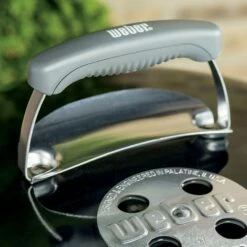 Weber Original Kettle Charcoal Grill, 18-Inch (WEB-441001) -Broil King Shop web 441001 ls e 05 22