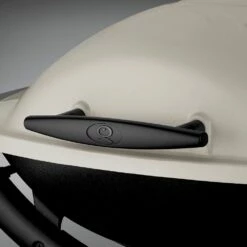 Weber Q1000 Portable Propane Gas Grill On Scissor Cart (WEB-50060001-WEB-6557) 18 Weber Q1000 Portable Propane Gas Grill On Scissor Cart (WEB-50060001-WEB-6557) -Broil King Shop web 50060001 feat e 05 22