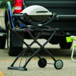 Weber Q1000 Portable Propane Gas Grill On Scissor Cart (WEB-50060001-WEB-6557) 12 Weber Q1000 Portable Propane Gas Grill On Scissor Cart (WEB-50060001-WEB-6557) -Broil King Shop web 50060001 web 6557 ls a 05 22